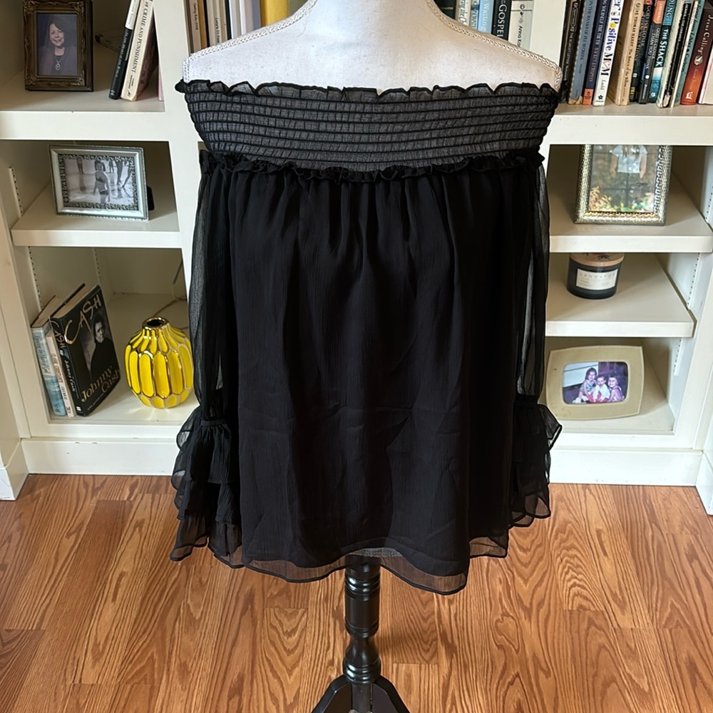 CeCe Black Off-the-Shoulder Long Ruffle Sleeve‎ Blouse Size XS
